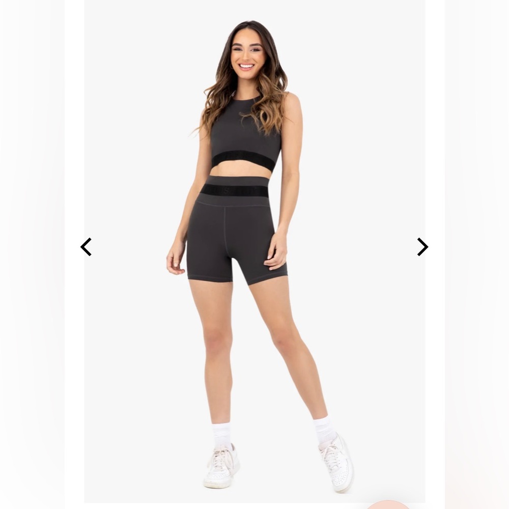Kittenish FIT AND FIERCE BRA
TOP